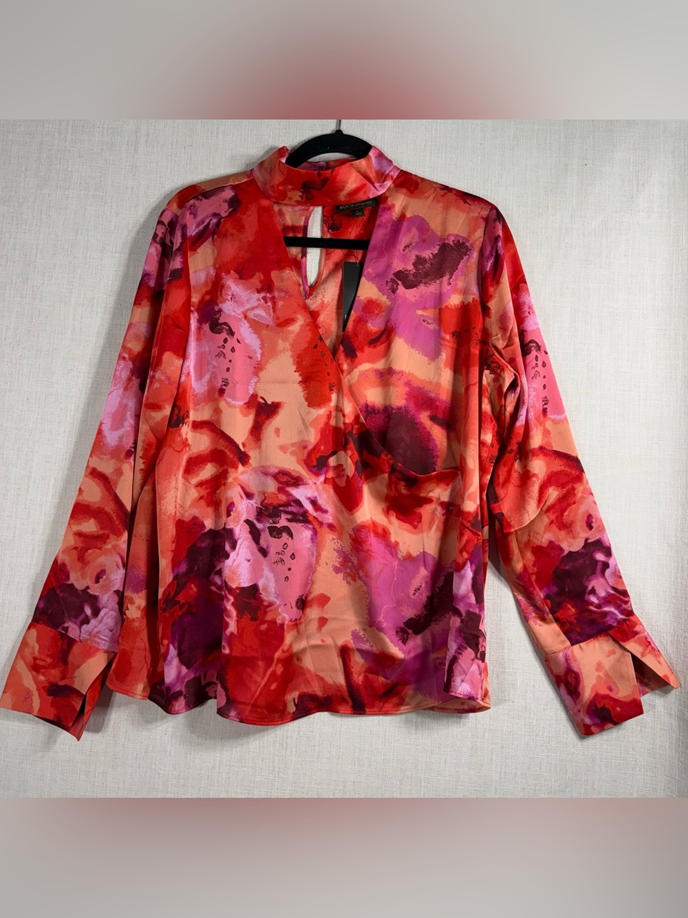 BOLD elements Watercolor Floral V-Neck Blouse - Red/Pink/Purple mock neck